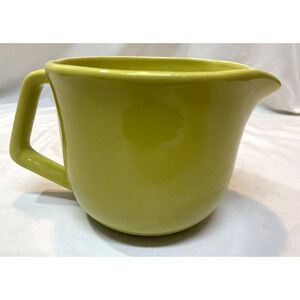 Bauer Yellow Greenish 1 Quart Pitcher Batter Bowl Tracy Irwin Style